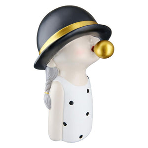 Statua ragazza Gilde