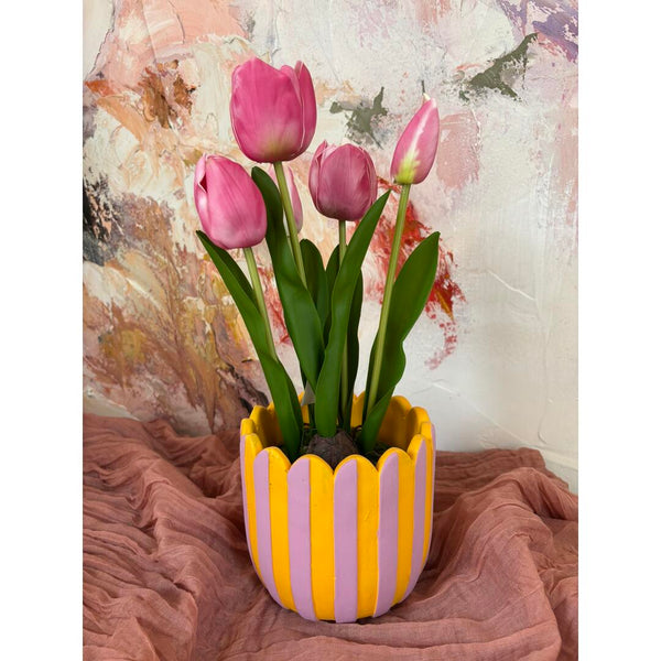 Cache pot con tulipani rosa