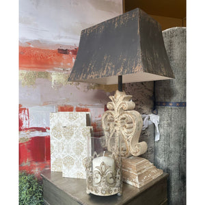 Lampada Mastercraft con Fregio