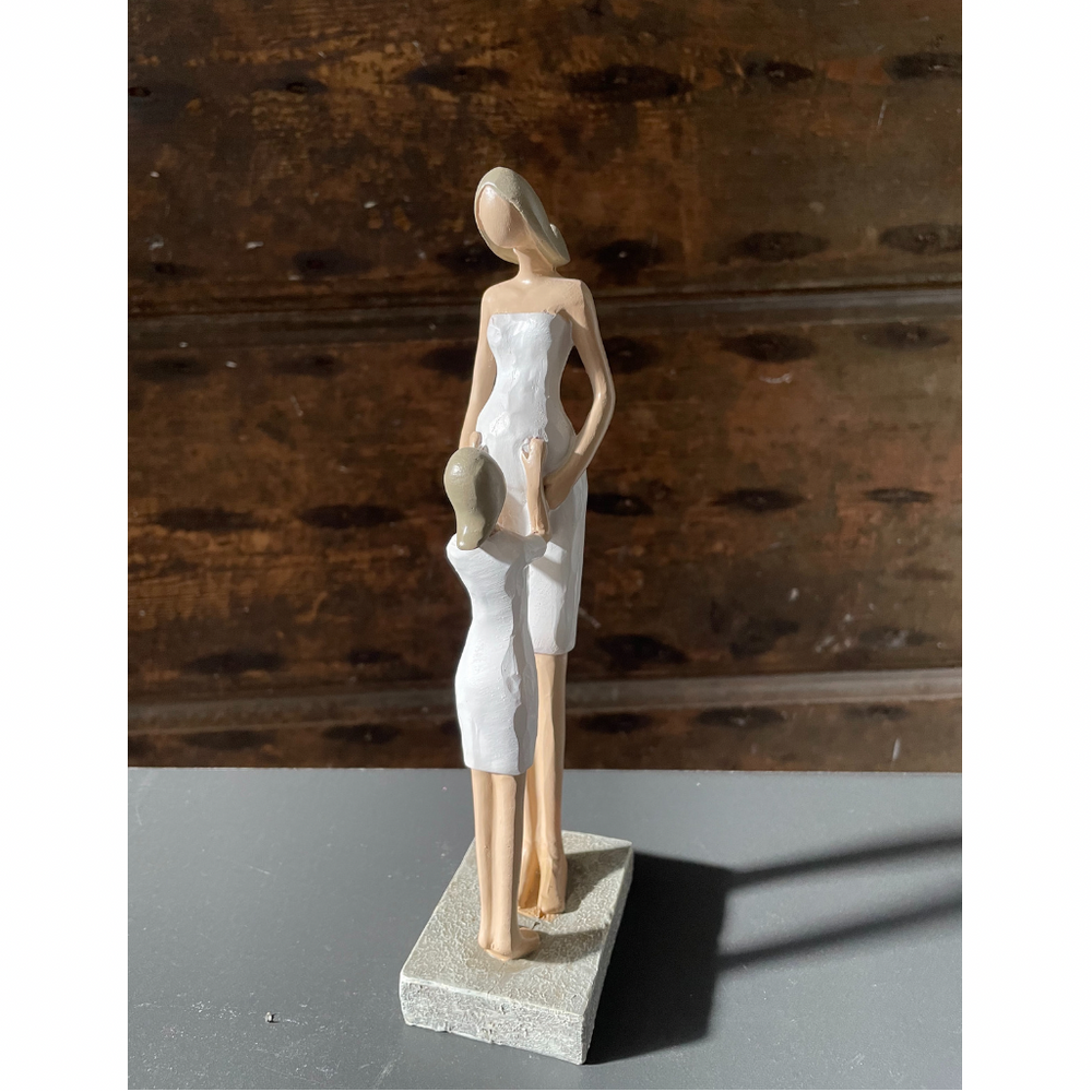 Statua mamma in dolce attesa Lorenzon